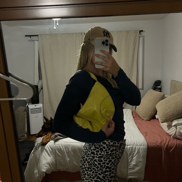 Free People Handbags - FREE PEOPLE mini bag